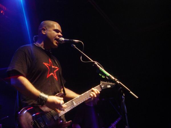 Seether at Jillian's Louisville, KY on November 30, -0001 &mdash; concert photo by Wayne Dennon