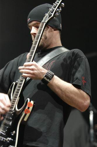 Seether at Freedom Hall Civic Center Johnson City, TN on October 29, 2003 &mdash; concert photo by Wayne Dennon