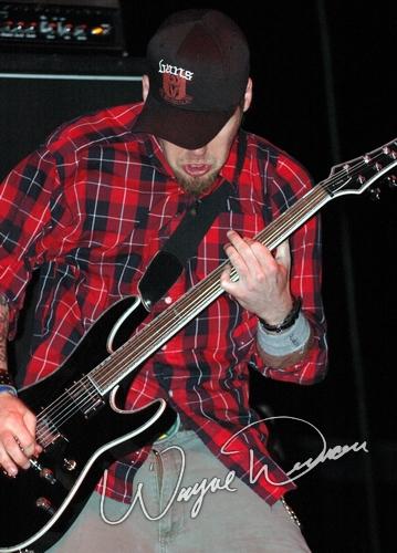 Seether at Jillian's Louisville, KY on May 6, 2005 &mdash; concert photo by Wayne Dennon
