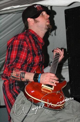 Seether at Jillian's Louisville, KY on May 6, 2005 &mdash; concert photo by Wayne Dennon