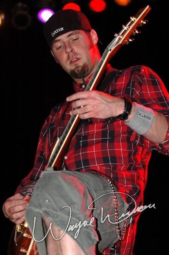 Seether at Jillian's Louisville, KY on May 6, 2005 &mdash; concert photo by Wayne Dennon