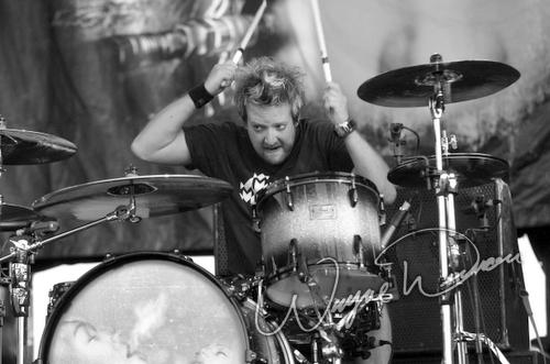 Seether at X-Fest Dayton, OH on September 18, 2005 &mdash; concert photo by Wayne Dennon