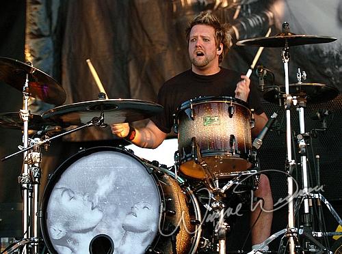 Seether at X-Fest Dayton, OH on September 18, 2005 &mdash; concert photo by Wayne Dennon