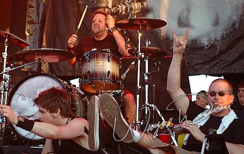 Seether at X-Fest Dayton, OH on September 18, 2005 &mdash; concert photo by Wayne Dennon