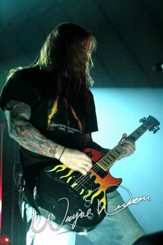 Sevendust at Expo Five Louisville, KY on December 18, 2004 &mdash; concert photo by Wayne Dennon