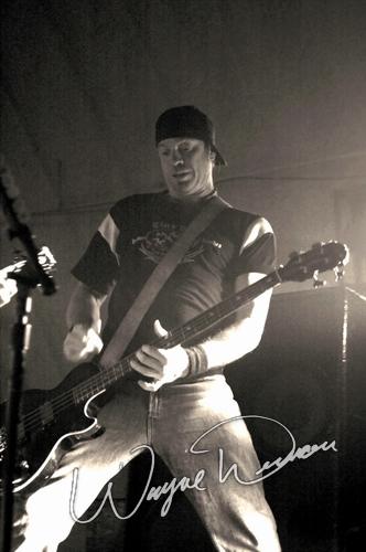 Sevendust at Expo Five Louisville, KY on December 18, 2004 &mdash; concert photo by Wayne Dennon