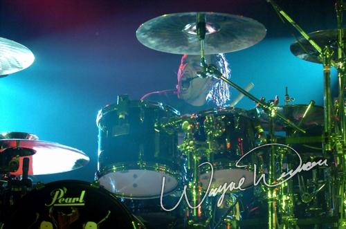 Sevendust at Expo Five Louisville, KY on December 18, 2004 &mdash; concert photo by Wayne Dennon