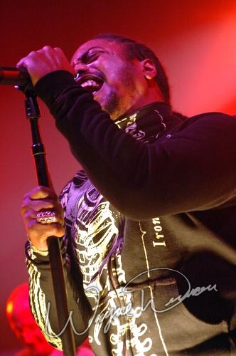 Sevendust at Lifestyle Communities Pavilion Columbus, OH on December 7, 2005 &mdash; concert photo by Wayne Dennon