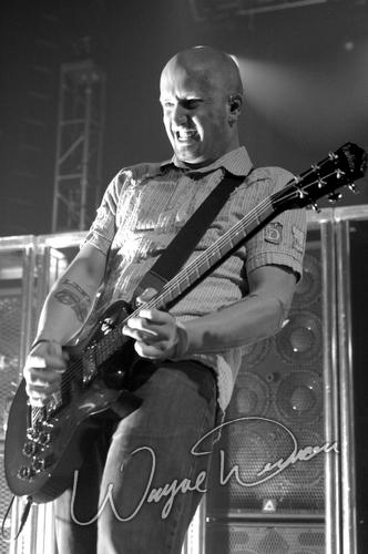 Sevendust at Lifestyle Communities Pavilion Columbus, OH on December 7, 2005 &mdash; concert photo by Wayne Dennon