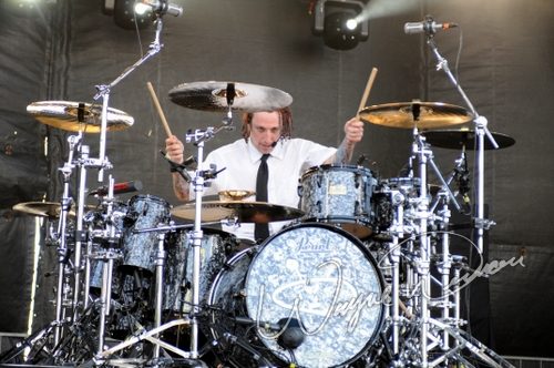 Sevendust at Columbus Crew Stadium Columbus, OH on May 18, 2008 &mdash; concert photo by Wayne Dennon