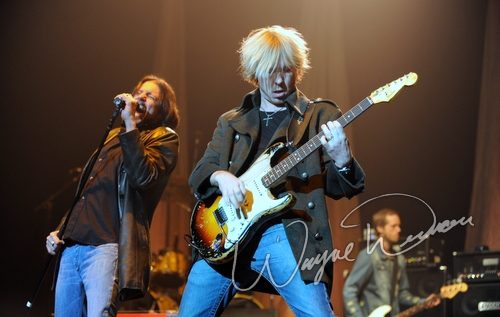 Kenny Wayne Shepherd at Taft Theatre Cincinnati, OH on November 17, 2010 &mdash; concert photo by Wayne Dennon