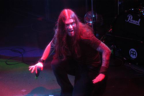 Shinedown at Headliners Music Hall Louisville, KY on July 27, 2003 &mdash; concert photo by Wayne Dennon