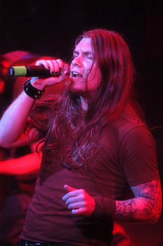 Shinedown at Headliners Music Hall Louisville, KY on July 27, 2003 &mdash; concert photo by Wayne Dennon