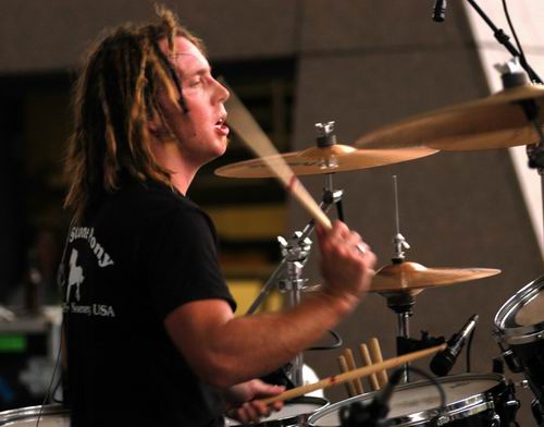 Shinedown at Unknown Venue Somewhere, US on August 31, 2003 &mdash; concert photo by Wayne Dennon