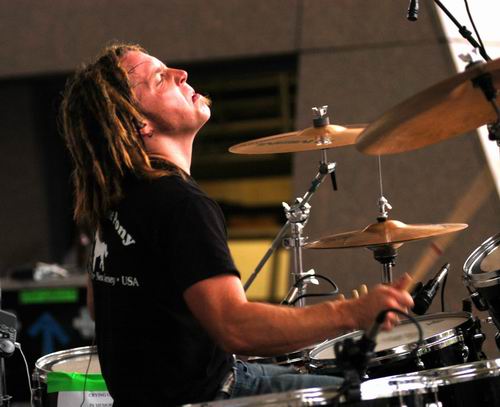 Shinedown at Unknown Venue Somewhere, US on August 31, 2003 &mdash; concert photo by Wayne Dennon
