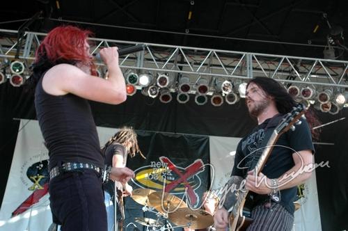 Shinedown at X-Fest Dayton, OH on September 19, 2004 &mdash; concert photo by Wayne Dennon