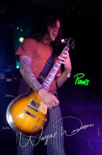 Shinedown at Piere's Fort Wayne, IN on September 21, 2004 &mdash; concert photo by Wayne Dennon