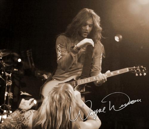 Shinedown at Bogart's Cincinnati, OH on December 2, 2004 &mdash; concert photo by Wayne Dennon