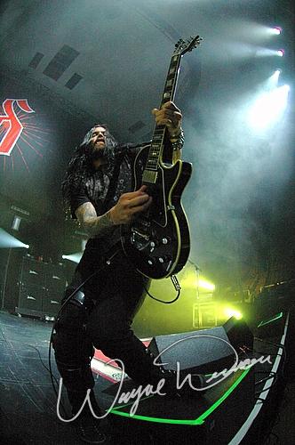 Shinedown at Louisville Gardens Louisville, KY on October 22, 2005 &mdash; concert photo by Wayne Dennon