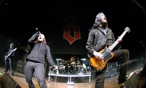 Shinedown at Riverbend Music Center Cincinnati, OH on October 24, 2005 &mdash; concert photo by Wayne Dennon