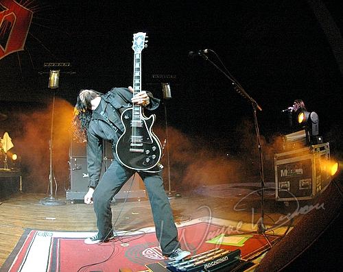 Shinedown at Riverbend Music Center Cincinnati, OH on October 24, 2005 &mdash; concert photo by Wayne Dennon