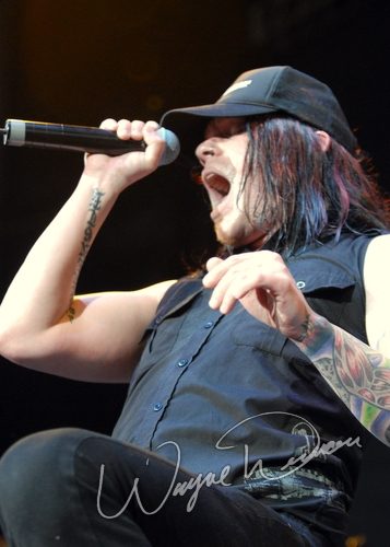 Shinedown at Verizon Wireless Music Center Noblesville, IN on September 16, 2006 &mdash; concert photo by Wayne Dennon