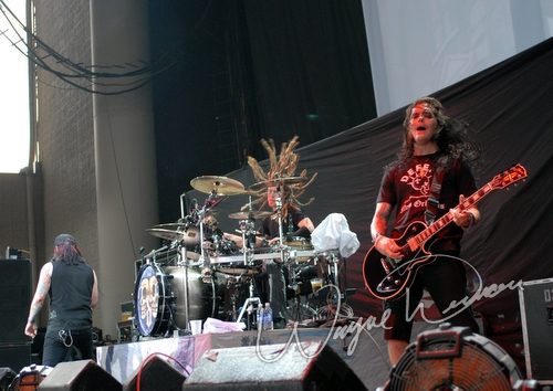 Shinedown at Verizon Wireless Music Center Noblesville, IN on September 16, 2006 &mdash; concert photo by Wayne Dennon