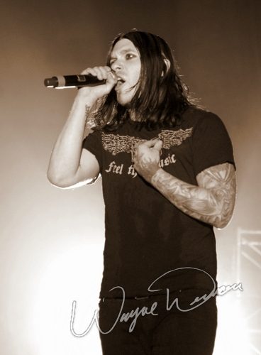 Shinedown at Louisville Gardens Louisville, KY on December 8, 2006 &mdash; concert photo by Wayne Dennon