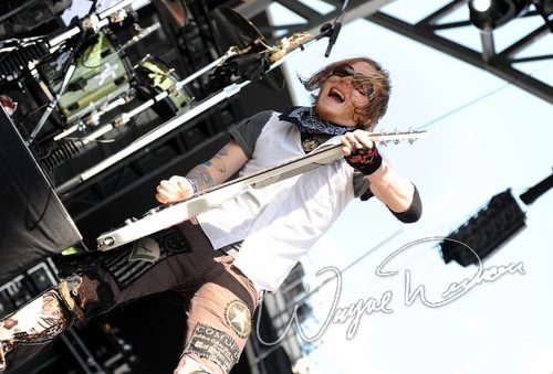 Shinedown at Columbus Crew Stadium Columbus, OH on May 17, 2009 &mdash; concert photo by Wayne Dennon