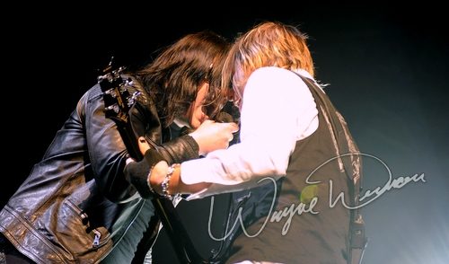 Shinedown at Bank of Kentucky Center Highland Heights, KY on December 5, 2009 &mdash; concert photo by Wayne Dennon