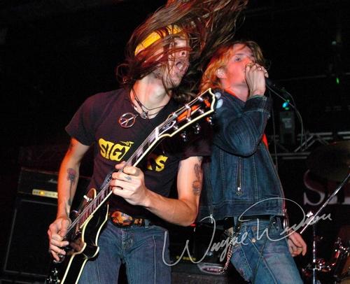 Silvertide at Jillian's Louisville, KY on September 8, 2004 &mdash; concert photo by Wayne Dennon