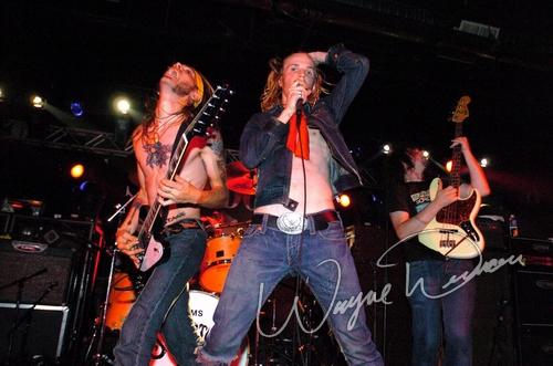 Silvertide at Jillian's Louisville, KY on September 8, 2004 &mdash; concert photo by Wayne Dennon