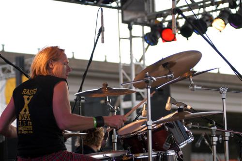Sponge at LRS Fest Louisville, KY on September 28, 2003 &mdash; concert photo by Wayne Dennon