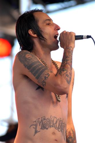 Sponge at LRS Fest Louisville, KY on September 28, 2003 &mdash; concert photo by Wayne Dennon