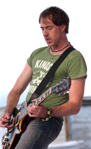 Sponge at LRS Fest Louisville, KY on September 28, 2003 &mdash; concert photo by Wayne Dennon