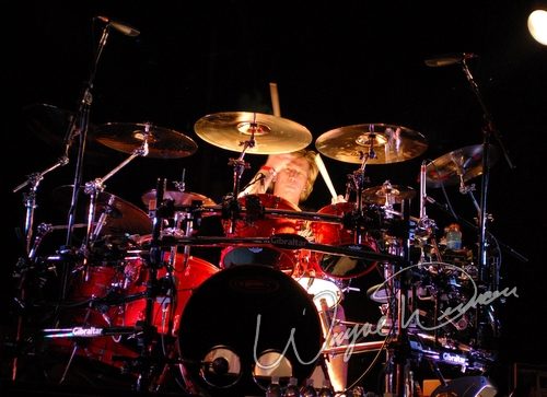 Staind at Jillian's Louisville, KY on May 5, 2006 &mdash; concert photo by Wayne Dennon
