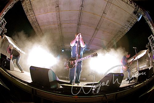 Staind at Jillian's Louisville, KY on May 5, 2006 &mdash; concert photo by Wayne Dennon