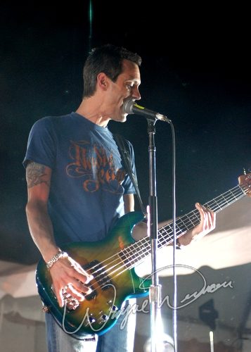 Staind at Jillian's Louisville, KY on May 5, 2006 &mdash; concert photo by Wayne Dennon