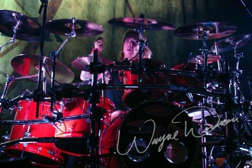 Staind at Louisville Gardens Louisville, KY on December 8, 2006 &mdash; concert photo by Wayne Dennon