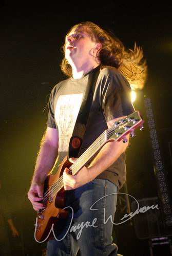 Staind at Louisville Gardens Louisville, KY on December 8, 2006 &mdash; concert photo by Wayne Dennon