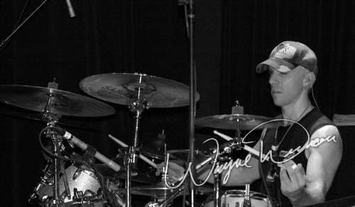 Steve Morse at Madison Theater Covington, KY on April 1, 2005 &mdash; concert photo by Wayne Dennon