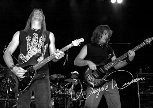Steve Morse at Madison Theater Covington, KY on April 1, 2005 &mdash; concert photo by Wayne Dennon