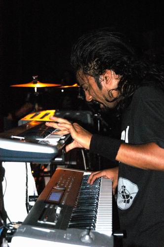 Strapping Young Lad at Agora Theater Cleveland, OH on September 5, 2003 &mdash; concert photo by Wayne Dennon