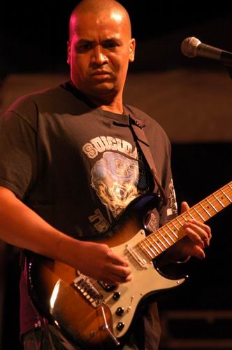 Suicidal Tendencies at LRS Fest Louisville, KY on September 28, 2003 &mdash; concert photo by Wayne Dennon