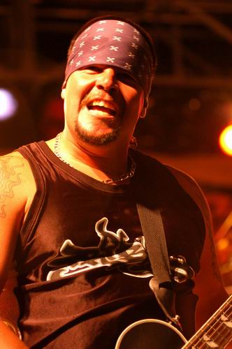 Suicidal Tendencies at LRS Fest Louisville, KY on September 28, 2003 &mdash; concert photo by Wayne Dennon