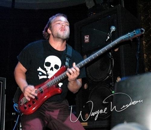 Sunk Loto at Newport Music Hall Columbus, OH on December 12, 2004 &mdash; concert photo by Wayne Dennon