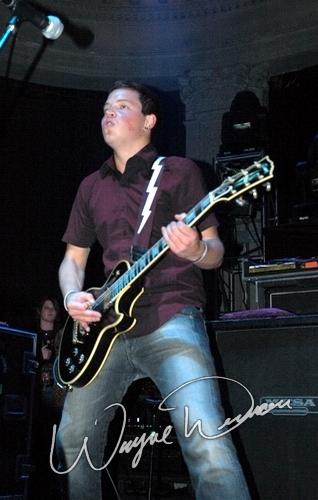 Sunk Loto at Newport Music Hall Columbus, OH on December 12, 2004 &mdash; concert photo by Wayne Dennon
