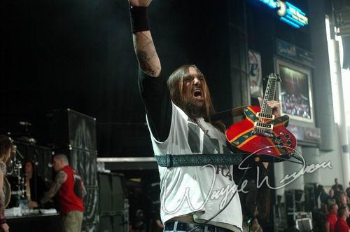 Superjoint Ritual at DTE Energy Music Theatre Clarkston, MI on August 17, 2004 &mdash; concert photo by Wayne Dennon
