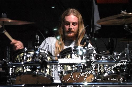Tantric concert photo by Wayne Dennon