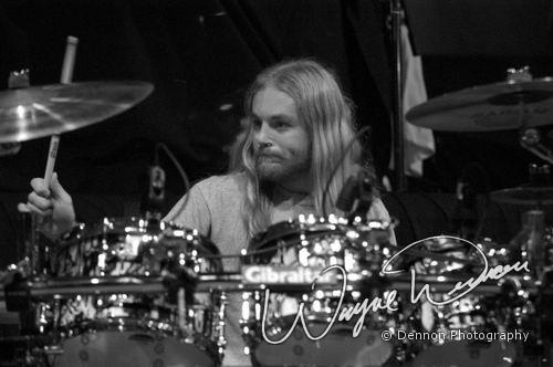 Tantric at Hara Arena Dayton, OH on January 3, 2004 &mdash; concert photo by Wayne Dennon